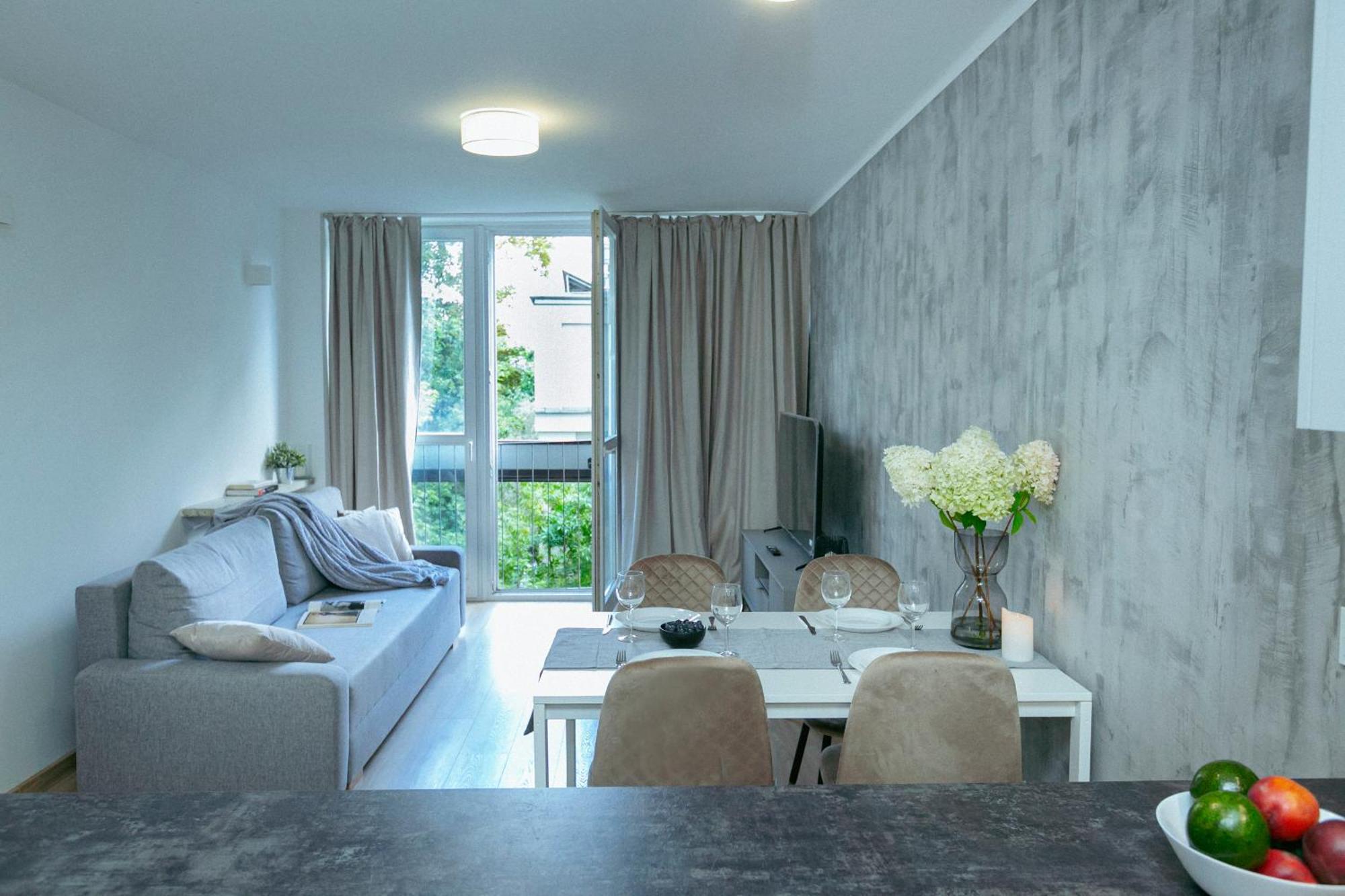 Chlodna 11 - 6 Os Apartament - Better Rental 바르샤바 외부 사진